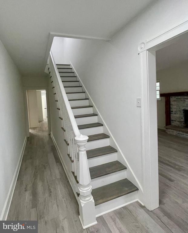 Foto del edificio - 471 N Elmwood Rd