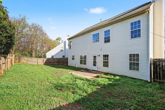 Building Photo - 3014 Robin Terry Ct
