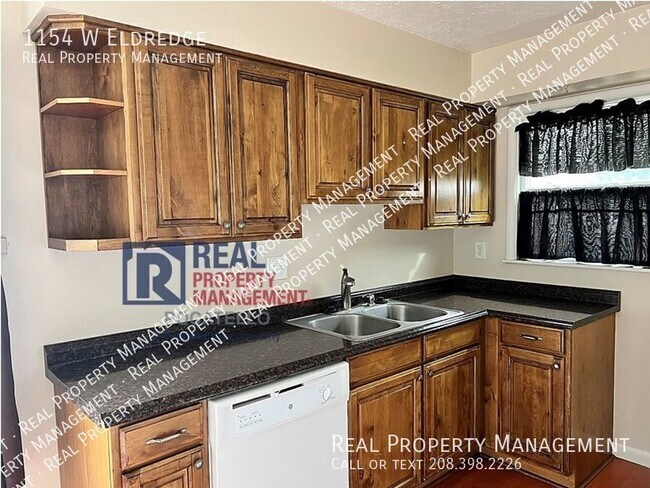 Building Photo - 1154 W Eldredge-