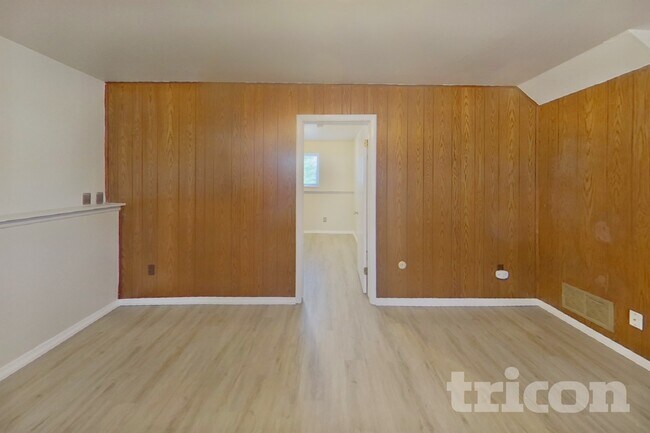 Foto del edificio - 1338 Mears Dr