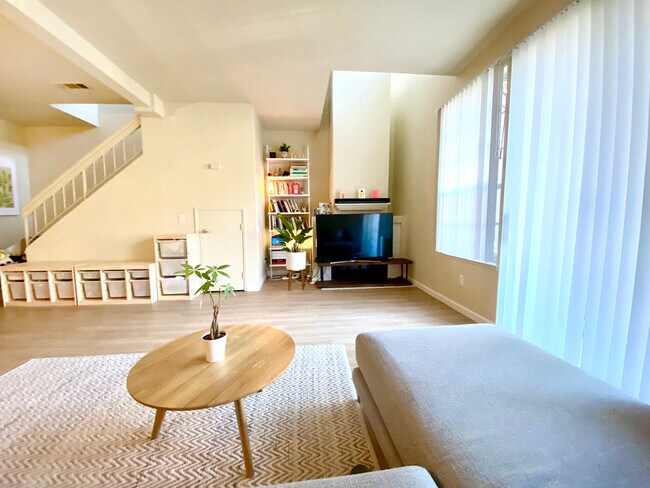 Foto del edificio - 610 Bobstay Ln