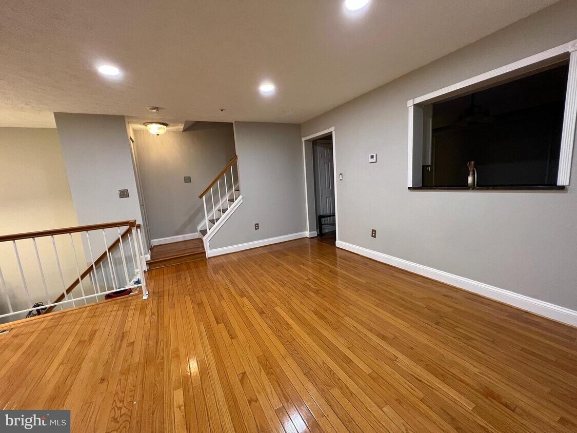 Primary Photo - 15504 Empress Way