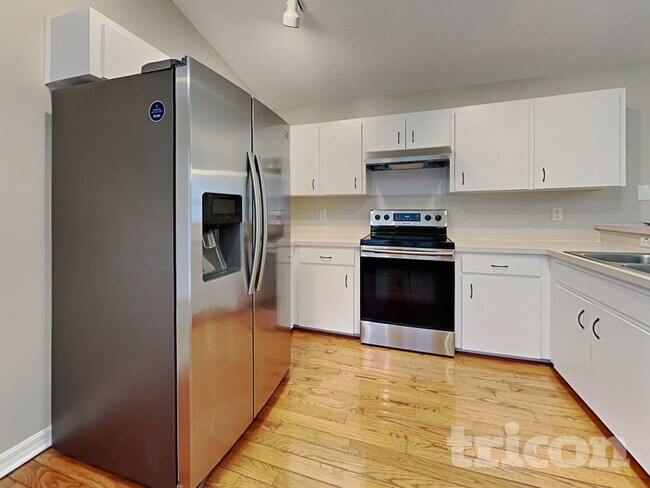 Foto del edificio - 4613 Hunts Ave