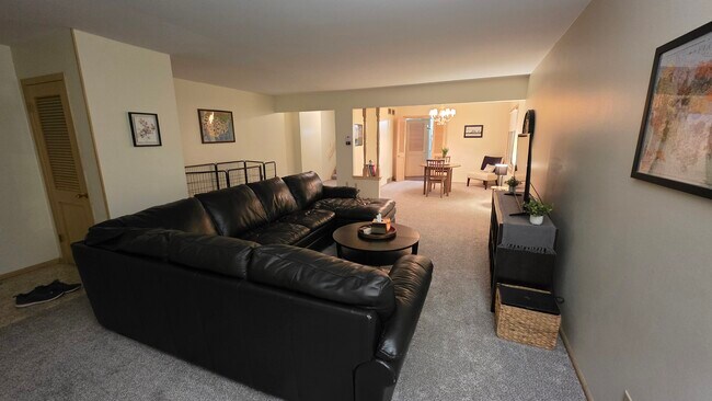 Foto del edificio - 2747 N 92nd St