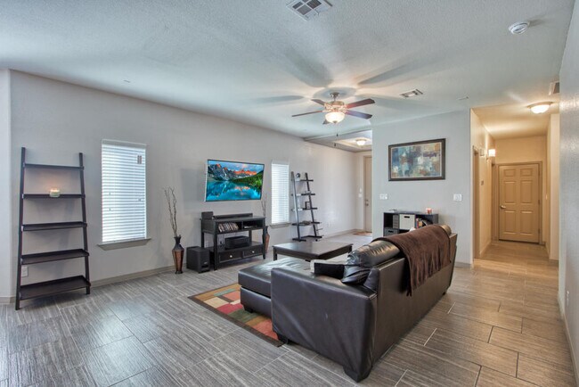 Building Photo - 11613 Great Abaco Ct