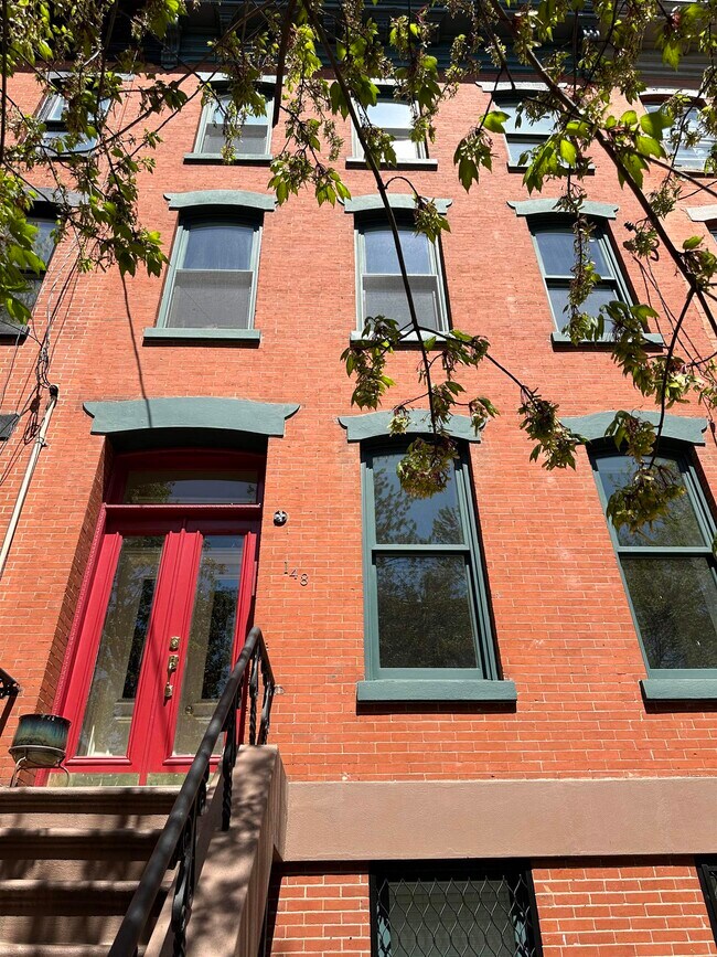 Building Photo - 148 Mercer St