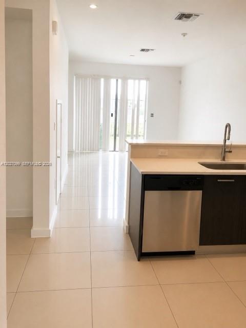 Foto del edificio - 1370 NW 34th Way
