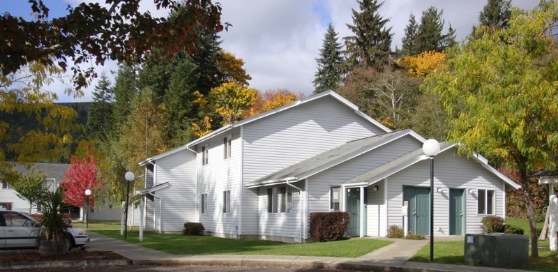 Primary Photo - Riverdale Heights Apartments