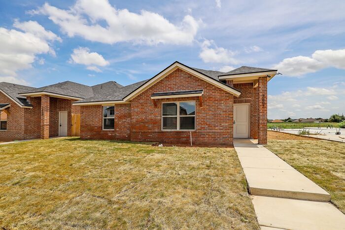 Primary Photo - New Construction in City View!