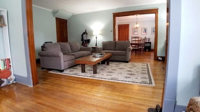 Living Room - 42 Carmel Rd