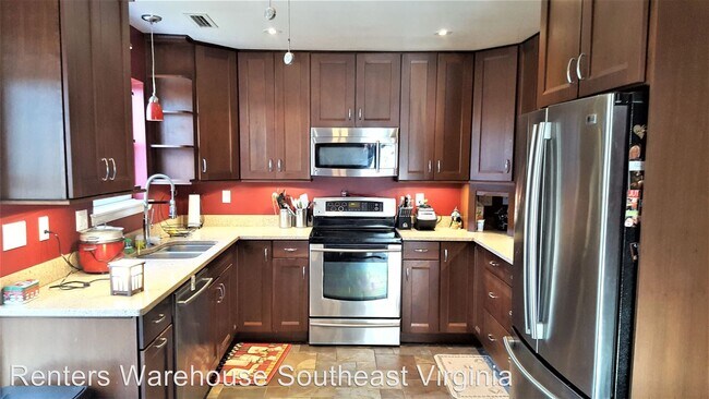 Building Photo - 3 br, 2 bath House - 1815 Rich Court
