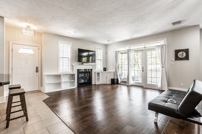 Foto del edificio - 688 Ellsworth St