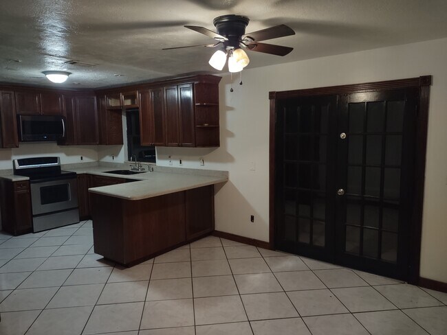 Foto del edificio - 5020 Pine St