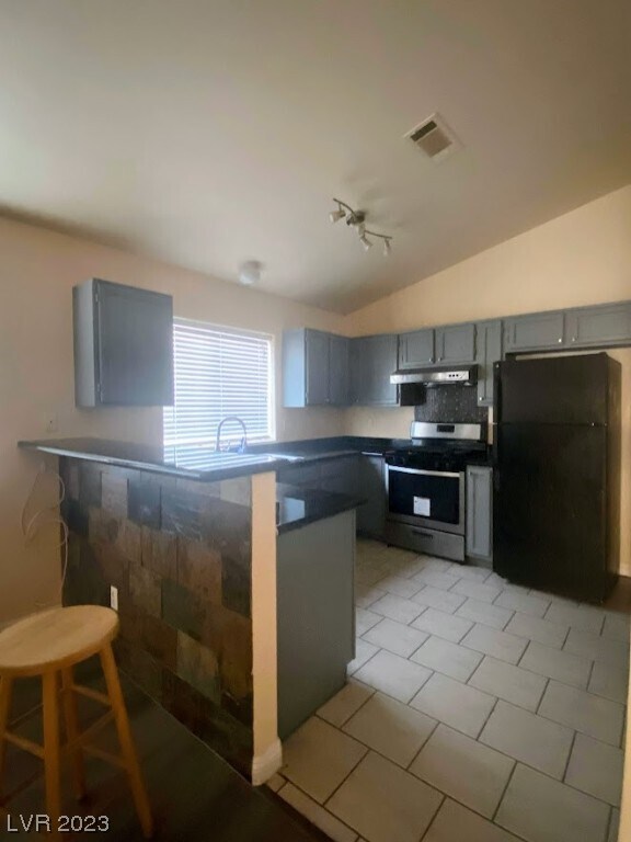 Primary Photo - 9161 Bucksprings Dr