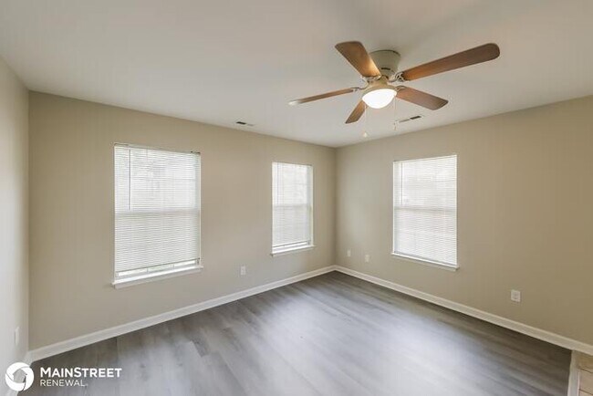 Foto del edificio - 1205 Wheeler Cir, Bessemer, AL 35020