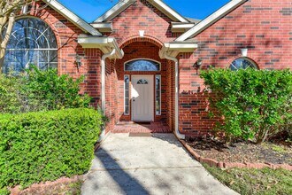 Building Photo - 7502 Wedgewood Dr