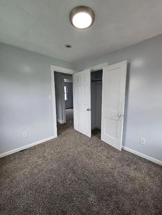 Foto del edificio - 10422 Dove Ave