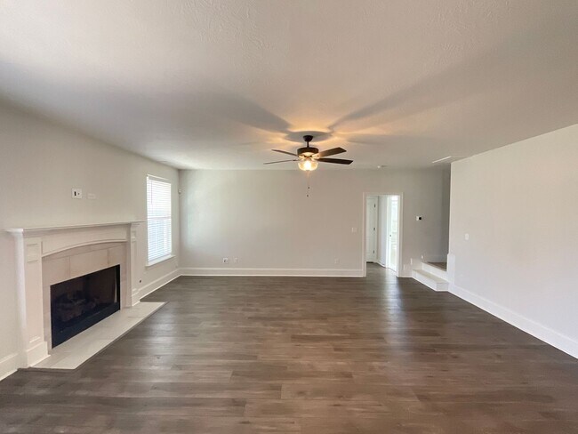 Foto del edificio - 883 Lynbrook Ct