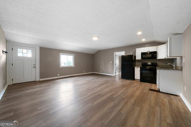 Building Photo - 1317 Cassville Rd NW