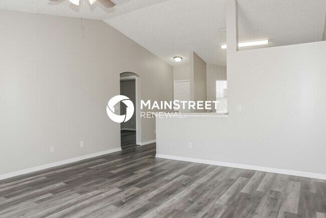 Foto del edificio - 3 Bedroom Pet-Friendly Home in MELBOURNE, FL with Main Street Renewal
