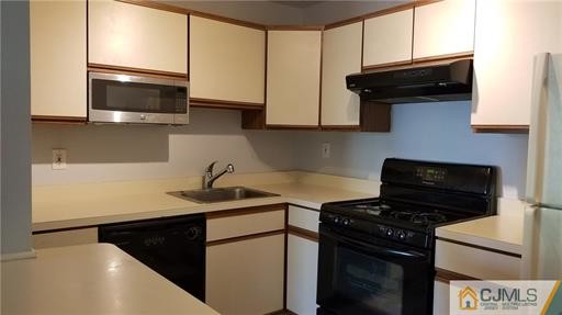Building Photo - 110 Woodhaven Dr