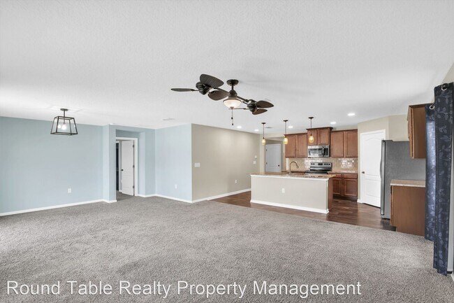 Foto del edificio - 4 br, 2 bath House - 3352 Canyon Falls Dr