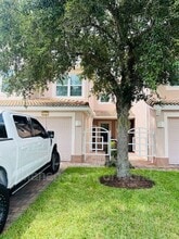 Building Photo - 8317 Bella Vida Cir