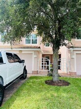 Building Photo - 8317 Bella Vida Cir