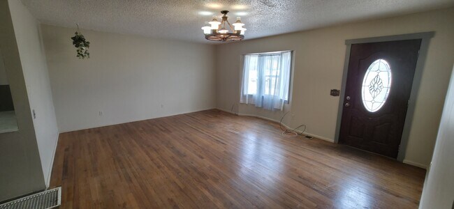Foto del edificio - 30360 US Hwy 24 N