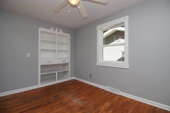 Foto del edificio - 2315 S Ingram Mill Rd