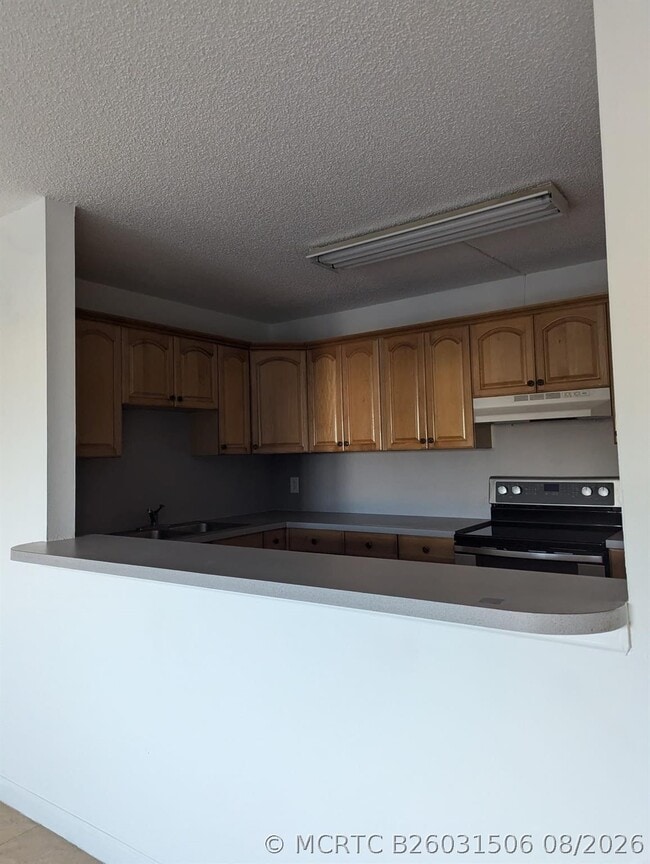 Building Photo - 14830 Naranja Lakes Blvd