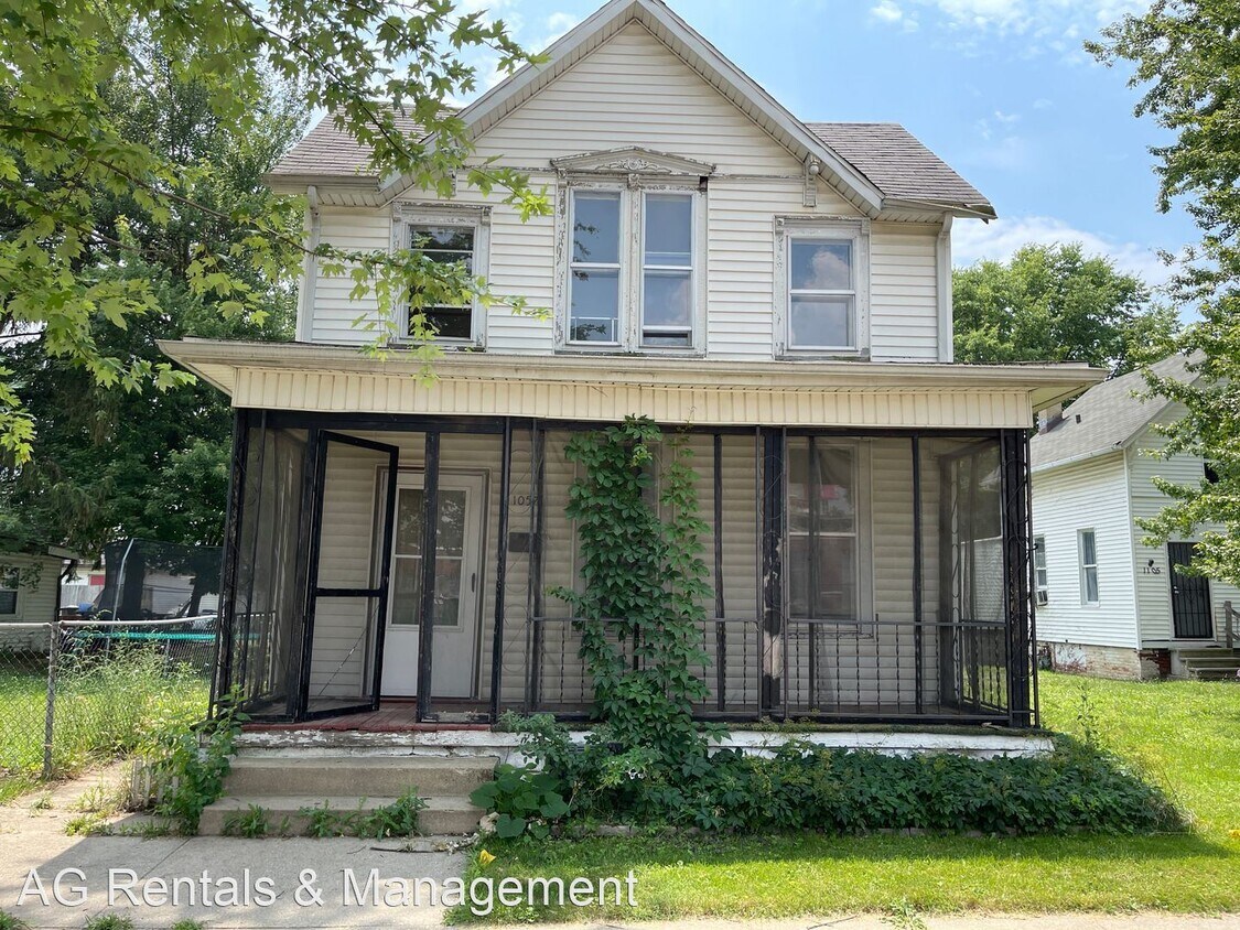 3 br, 1.5 bath House 1057 Swinney Ave House Rental in Fort Wayne, IN