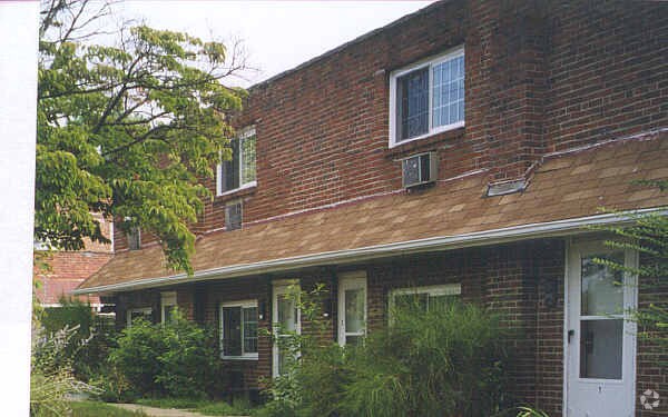 Foto principal - Manor Park Apartments