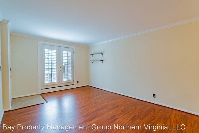 Building Photo - 2 br, 1 bath House - 2723 WALTER REED DR, ...