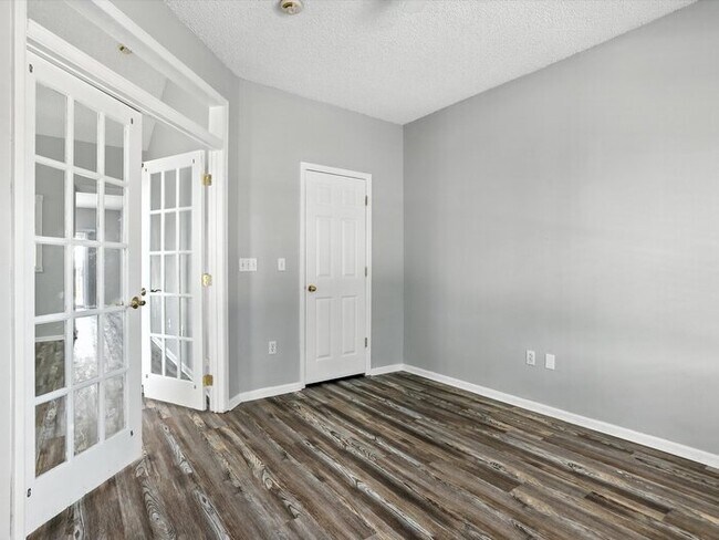 Building Photo - 5289 Mountain Air Cir