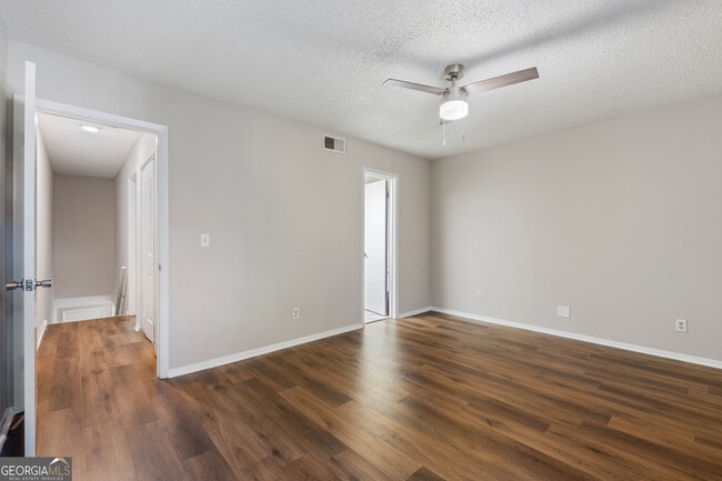 Building Photo - 469 Granite Ridge Pl