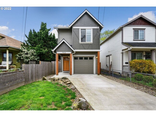 Hermosa casa de estilo contemporáneo - 7526 SE Harold St