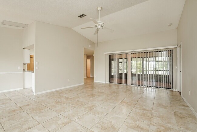 Foto del edificio - 278 Mark Twain Ln