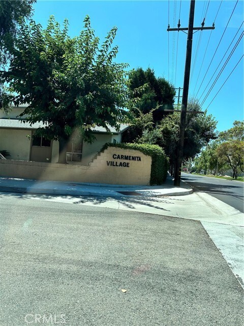 Foto del edificio - 13428 Village Dr