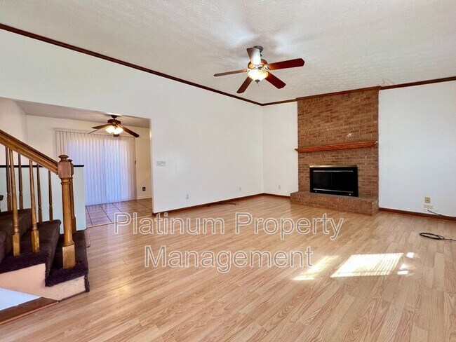 Building Photo - 4300 Brandywine St SE