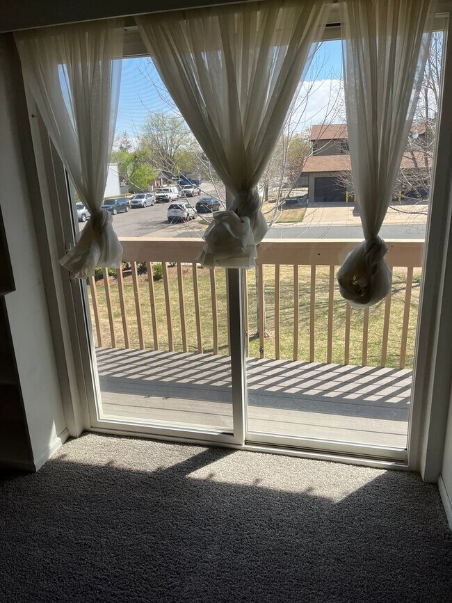 Foto del edificio - 1606 Cottonwood Dr