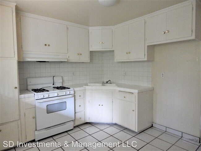 Building Photo - 571 Richland St
