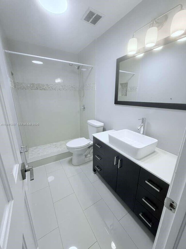 Foto del edificio - 8517 NW 9th Pl