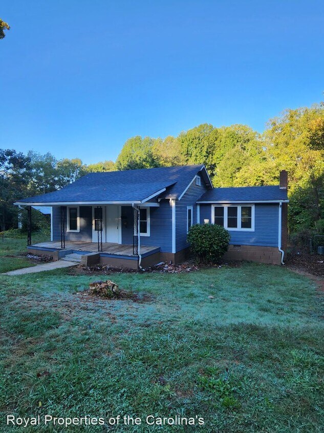 2 br, 1 bath House 1120 8th Street House Rental in Statesville, NC