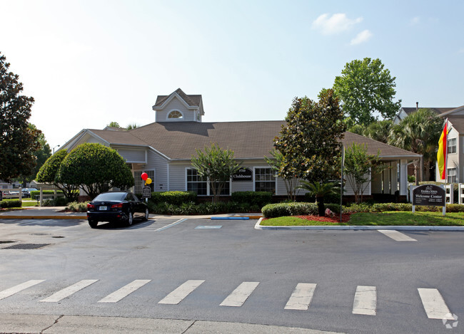 Building Photo - Tierra Vista Apartments