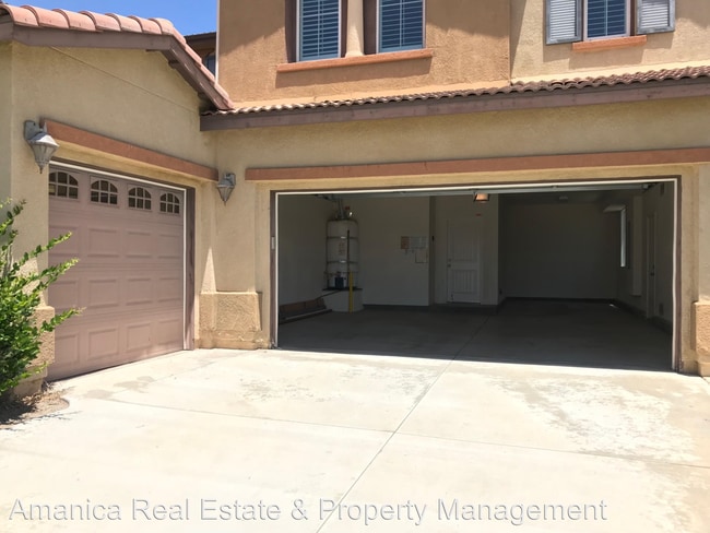 Building Photo - 5 br, 4.5 bath House - 18712 Lurin Ave.