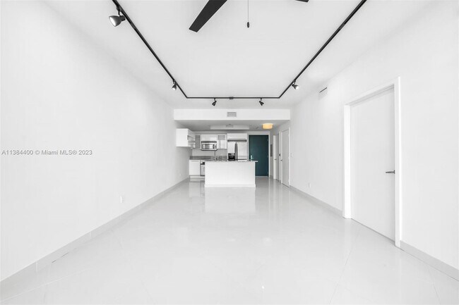 Building Photo - 888 Biscayne Blvd