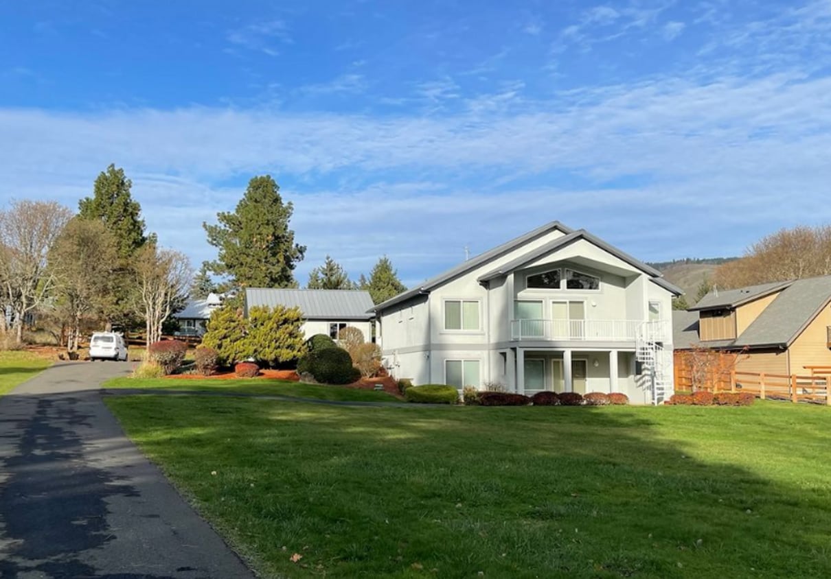 52 Circle Dr, Underwood, WA 98651 House Rental in Underwood, WA