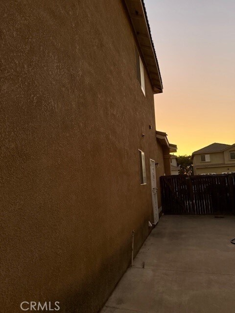 Foto del edificio - 11347 Elwood Ave