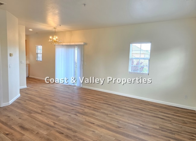 Building Photo - 203 Ava St